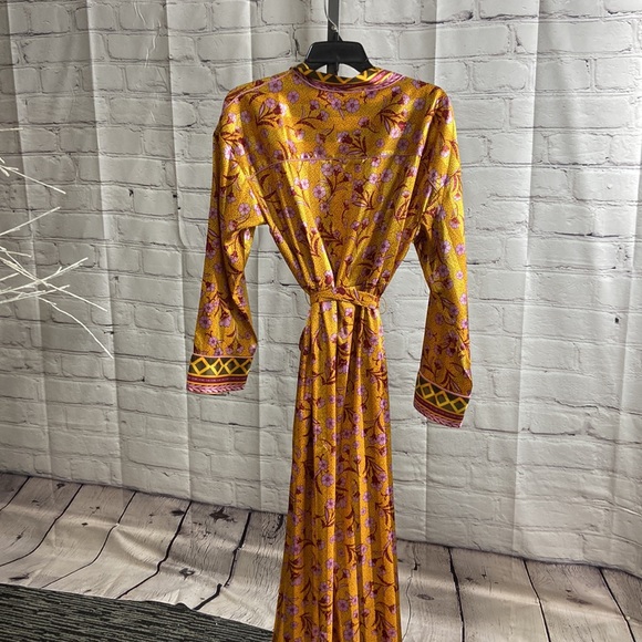 COPY - Free People Gold Robe - Picture 2 of 3